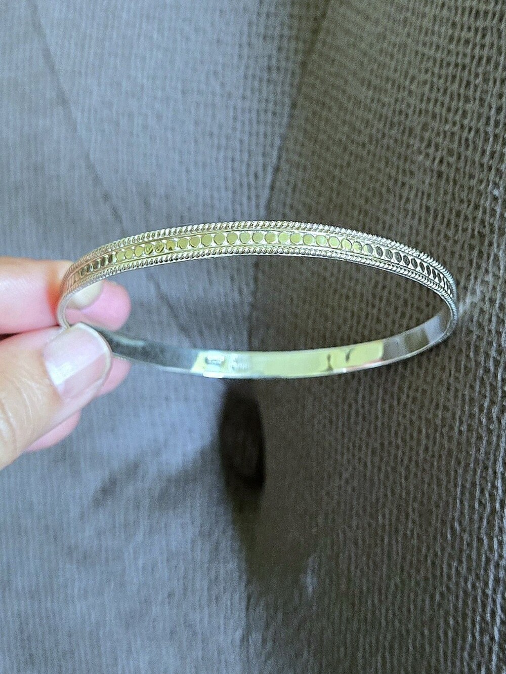 Anna Beck Thin Bangle Bracelet - Silver🤍 With Gold💛 Dots••• - Picture 16 of 16